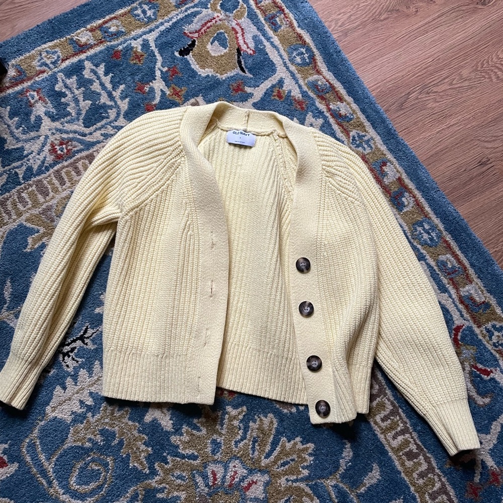 Old Navy Sweater